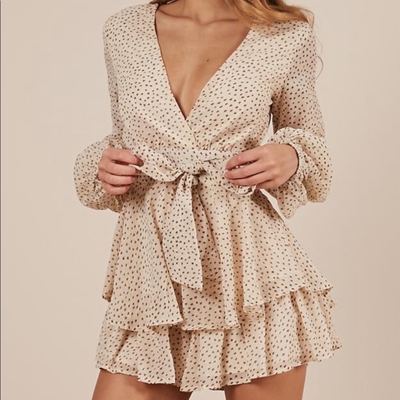 On rotation playsuit in cream - Picture 3 of 10